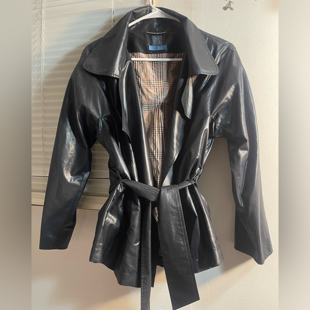 Black short coat